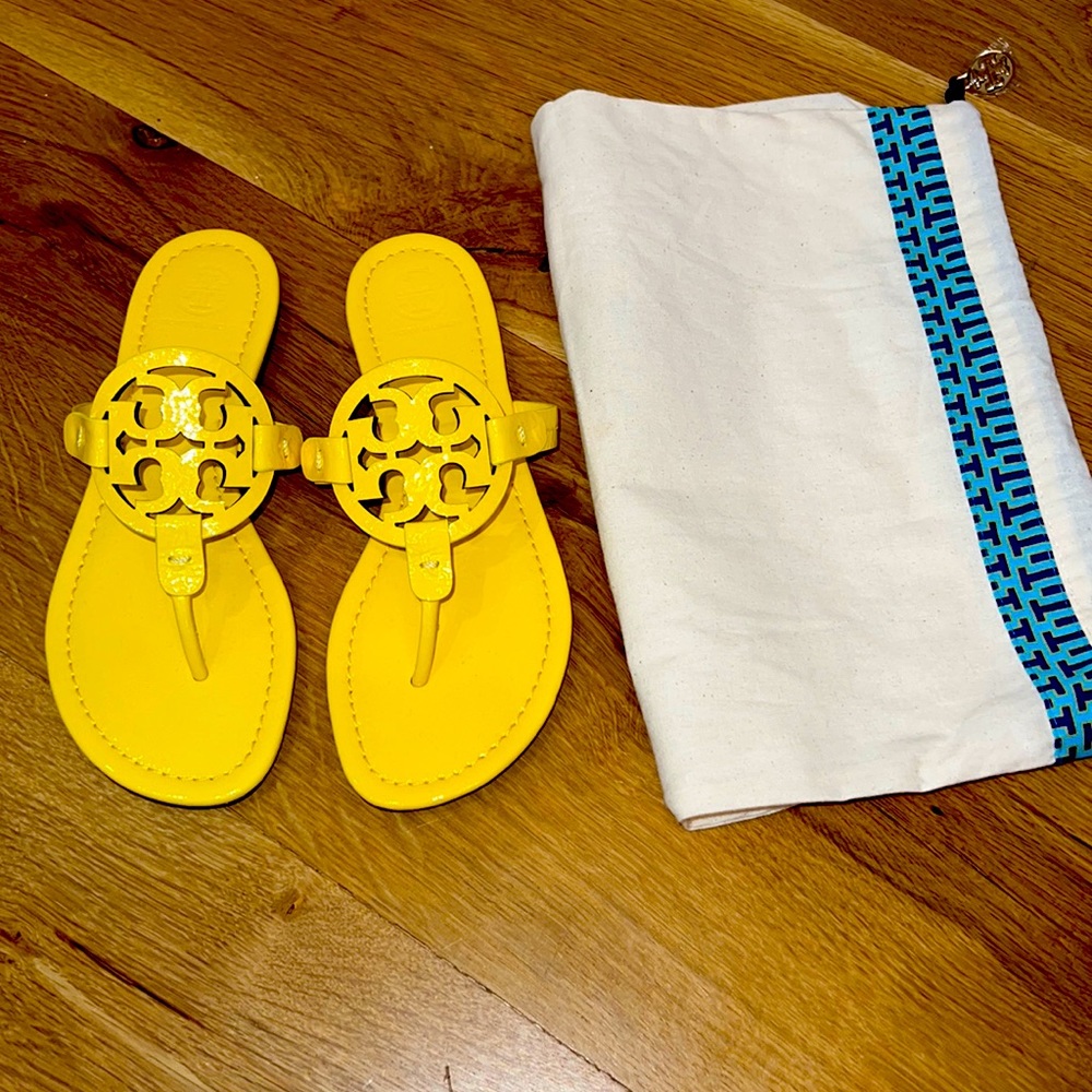 Tory Burch Genuine and Authentic Miller Sandal in Yellow Patent Leather Size 7.